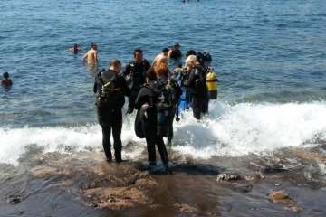 Nueva limpieza de los fondos marinos de Tufia (Foto TA)